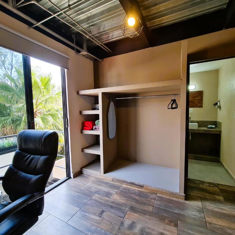 R10 DOUBLE STUDIO at ITESM CEM Full Services, Shared-Kitchen, Fridge ,Laundry, Smart TV, Parking, Balcony - Habitación Doble con baño privado - 2
