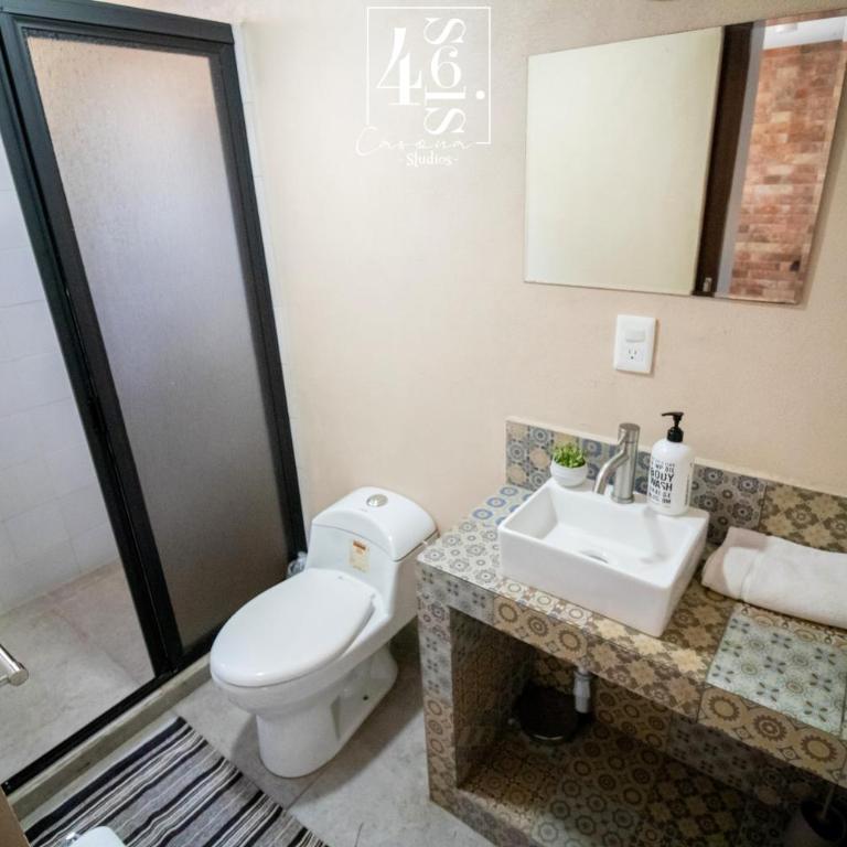 R10 DOUBLE STUDIO at ITESM CEM Full Services, Shared-Kitchen, Fridge ,Laundry, Smart TV, Parking, Balcony - Habitación Doble con baño privado - 21