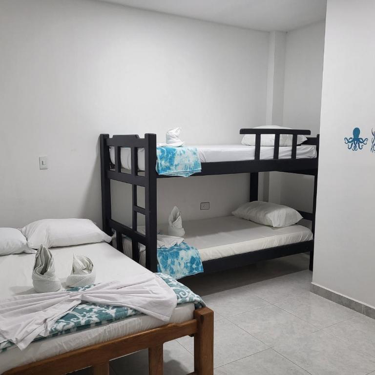 hostal casa familiar josi - Habitación cuádruple - 1