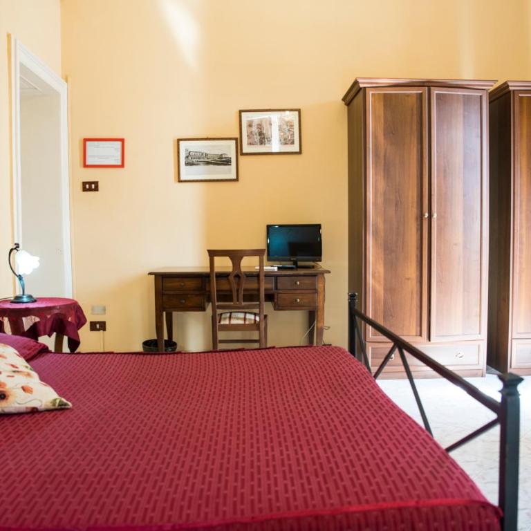Sognando Ortigia - Quadruple Room with Private External Bathroom - 5
