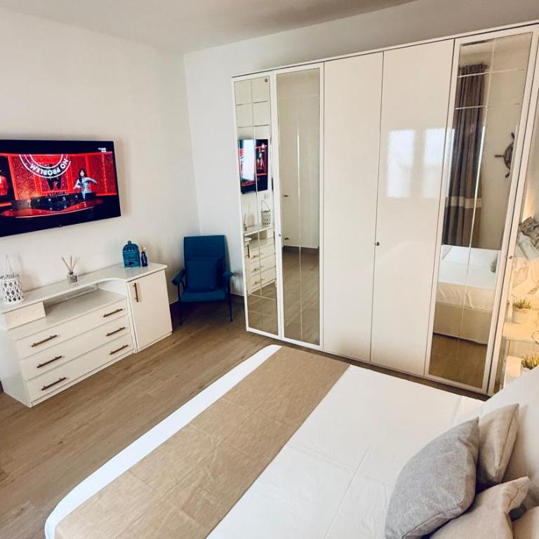 Casa Jasmin - In centro e a 5 minuti a piedi dalle spiagge di sabbia - Casa con 3 Camere da Letto - 8