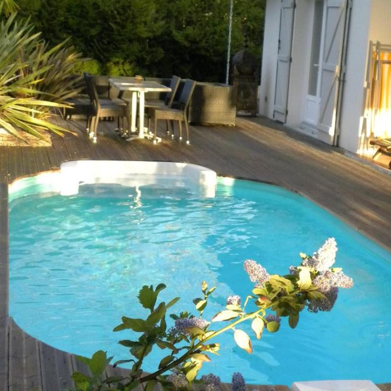 Villa Mogador Piscine et Balnéo - Suite Deluxe avec Baignoire Spa - 17