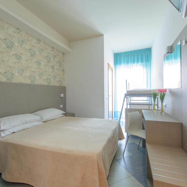 Hotel Christian - Camera Tripla Standard - 4