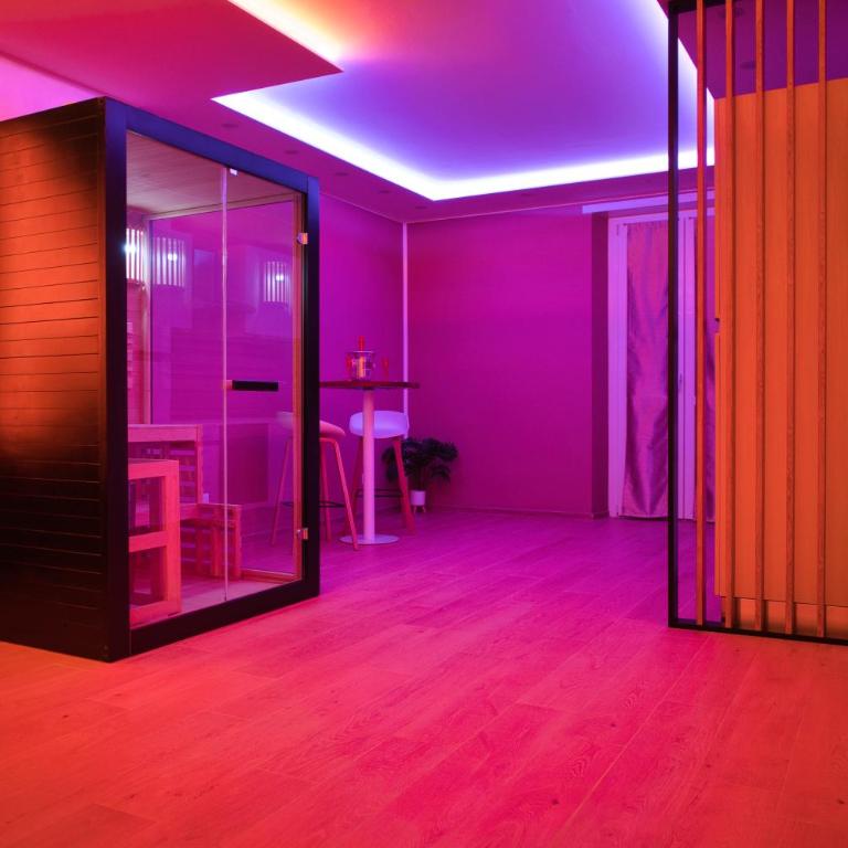 Torino d'Amare Suite - King Room with Spa Bath - 52