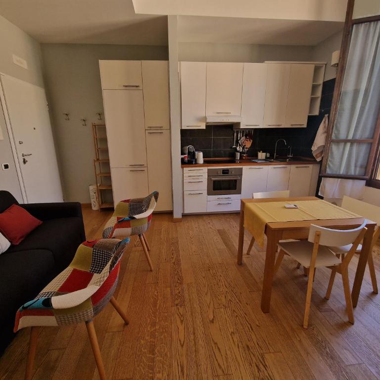 Five Roses Studio Flat - Appartamento con 1 Camera da Letto - 1