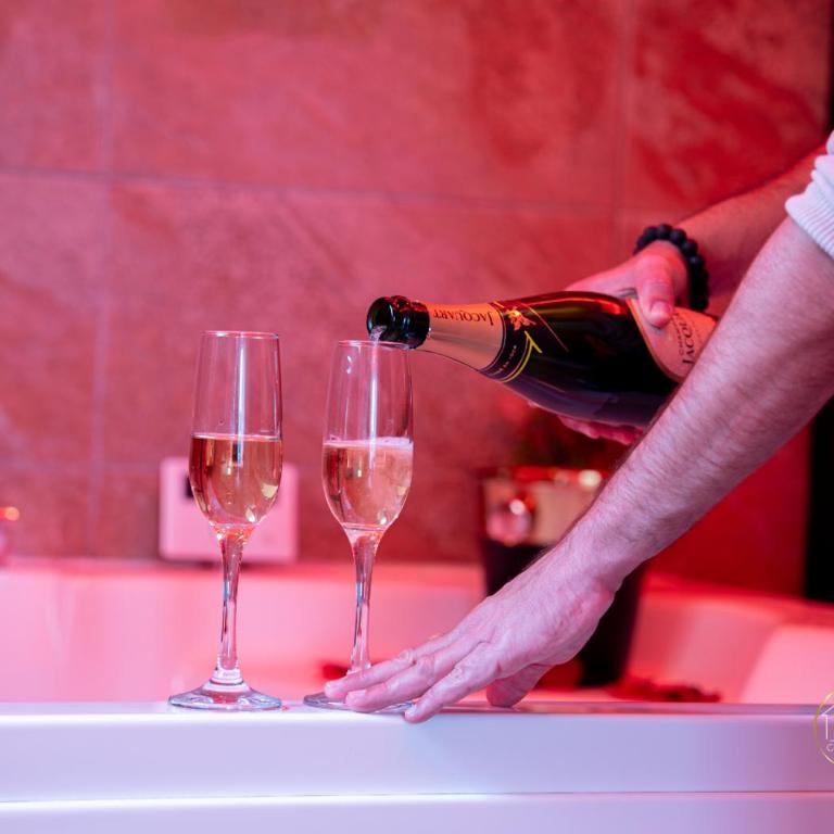 L'Ecrin d'Albi - Love Room - 1 chambre - Apartment mit 1 Schlafzimmer und Whirlpool - 8