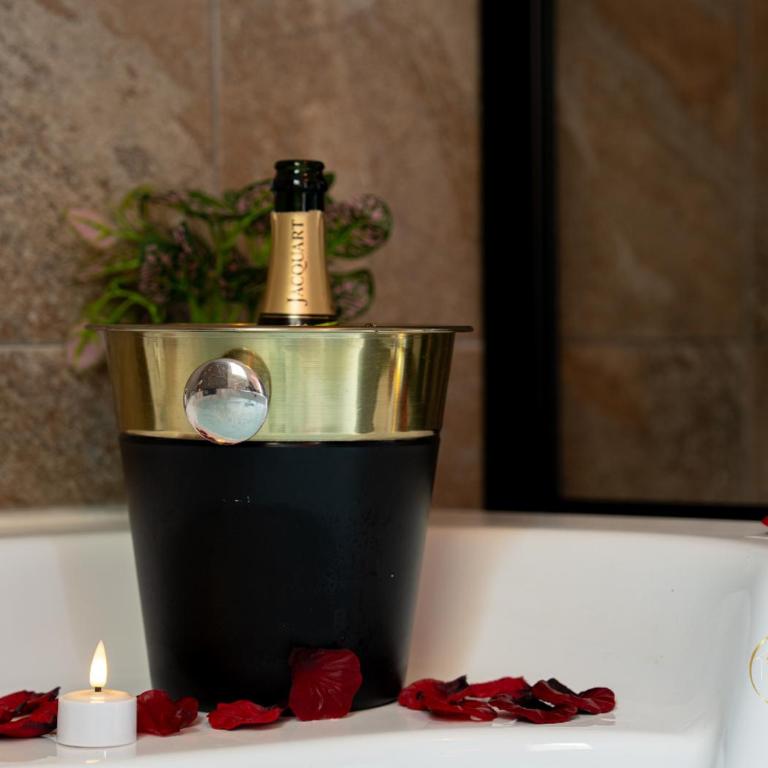 L'Ecrin d'Albi - Love Room - 1 chambre - Apartment mit 1 Schlafzimmer und Whirlpool - 15
