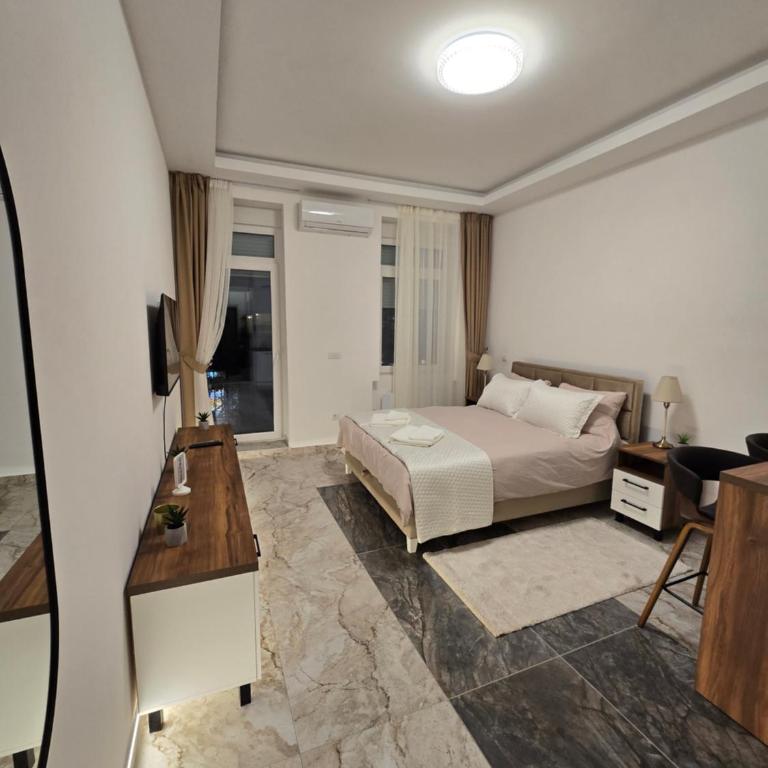 Slavija Residence Apartments - Apartment with Terrace - 8