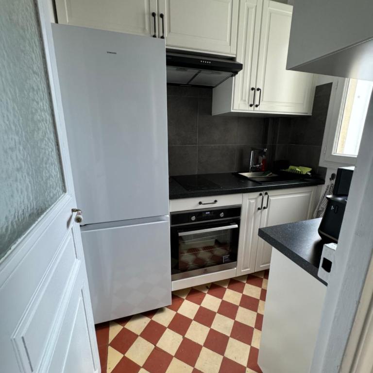 Superbe appartement rénové, calme et très bien desservi, Paris 15e - Appartement 2 Chambres - 4