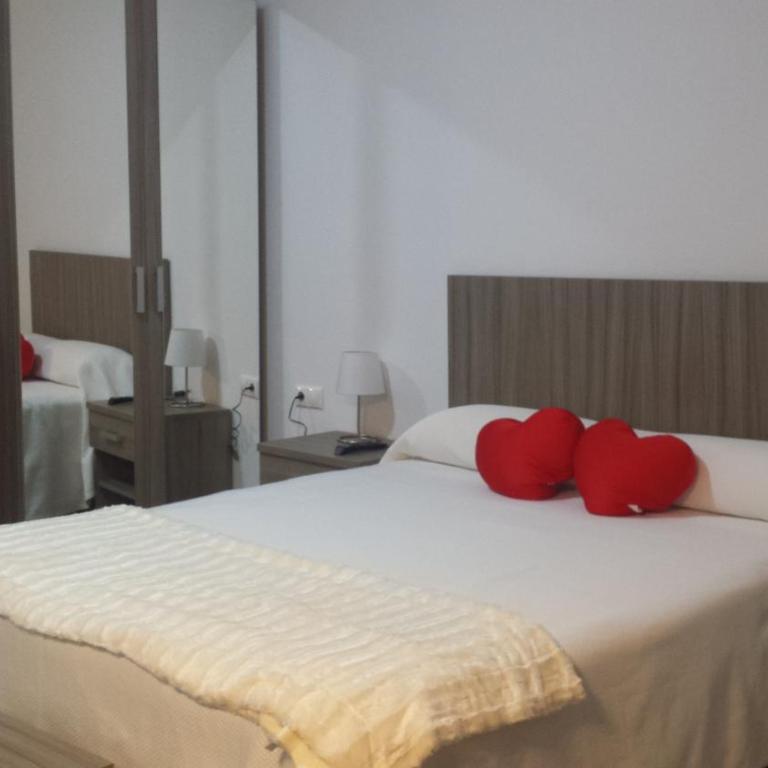 Alojamiento Jose Carlos - Habitación Doble Confort con bañera de hidromasaje - 3