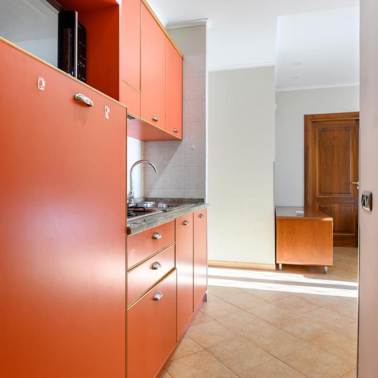 Crosti Apartments - Appartamento con Balcone - 14