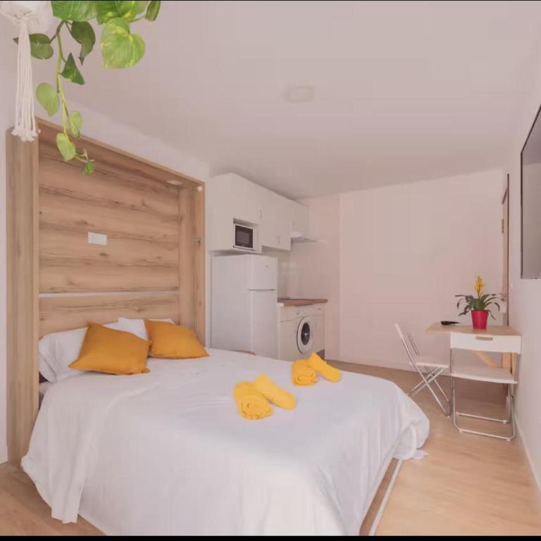 wood 4 - Apartamento de 1 dormitorio - 2