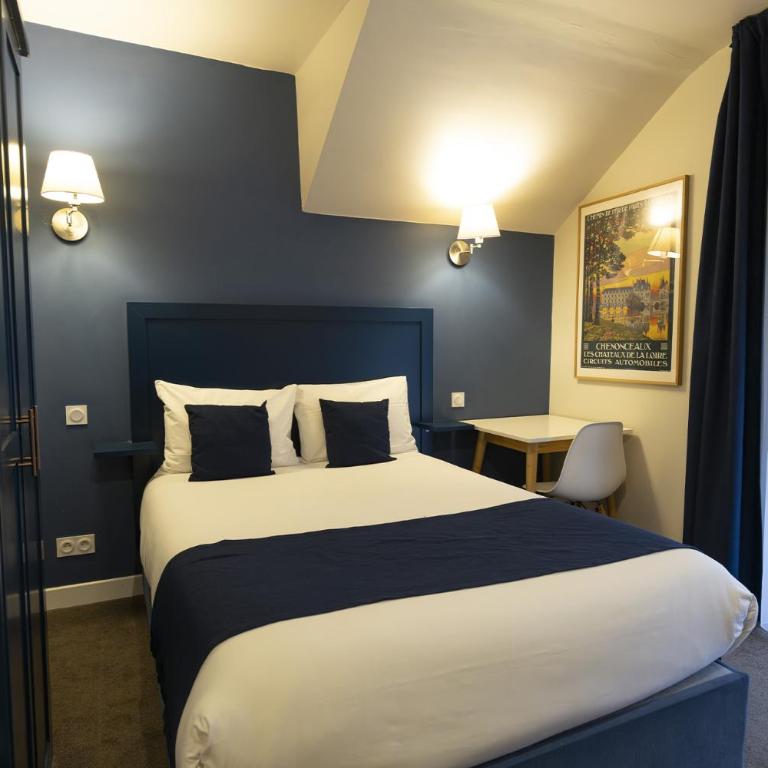 Hotel Beauvilliers - Superior Double Room - 1