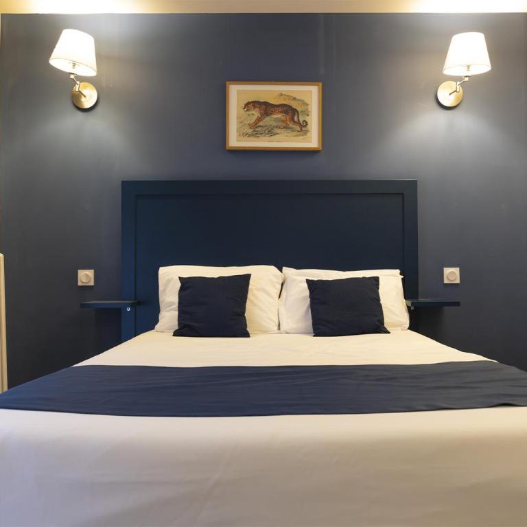 Hotel Beauvilliers - Triple Room - 4
