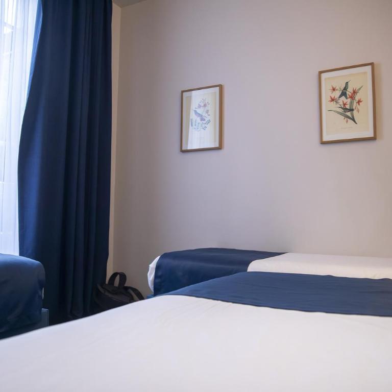 Hotel Beauvilliers - Family Room - 3