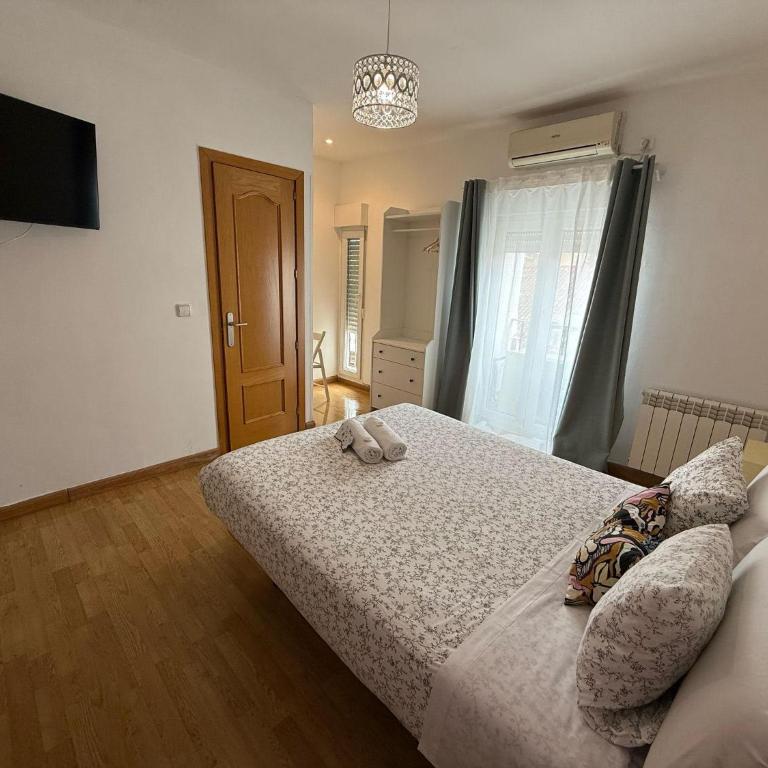 Hostal Flat55Madrid - Habitación Doble con baño privado - 8