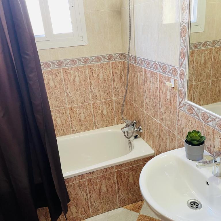Cortijo Mira con piscina privada by At Home - Villa con piscina privada - 32