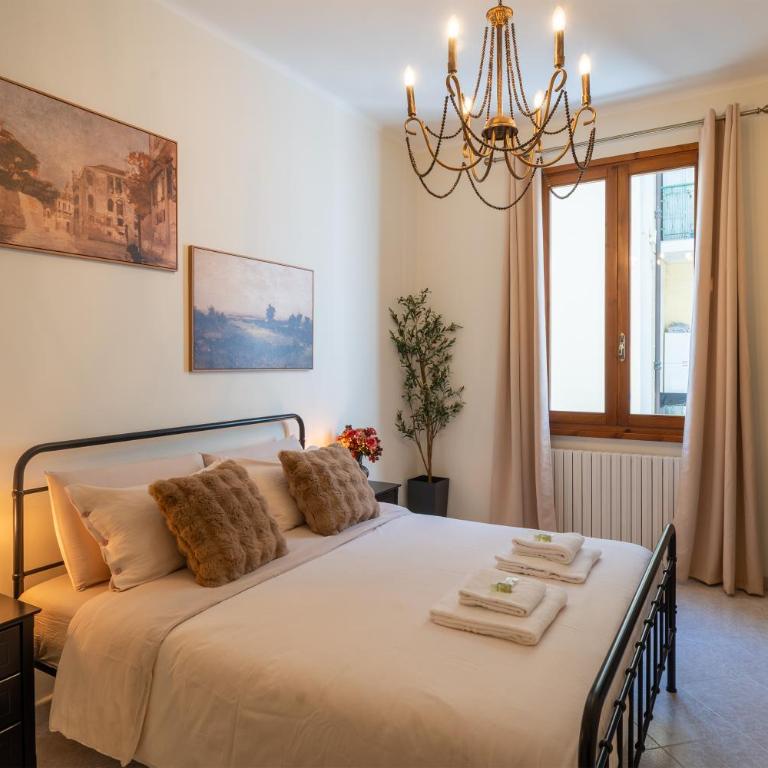 GuestHost - City Center Charming Apartment - Appartamento con 1 Camera da Letto - 1