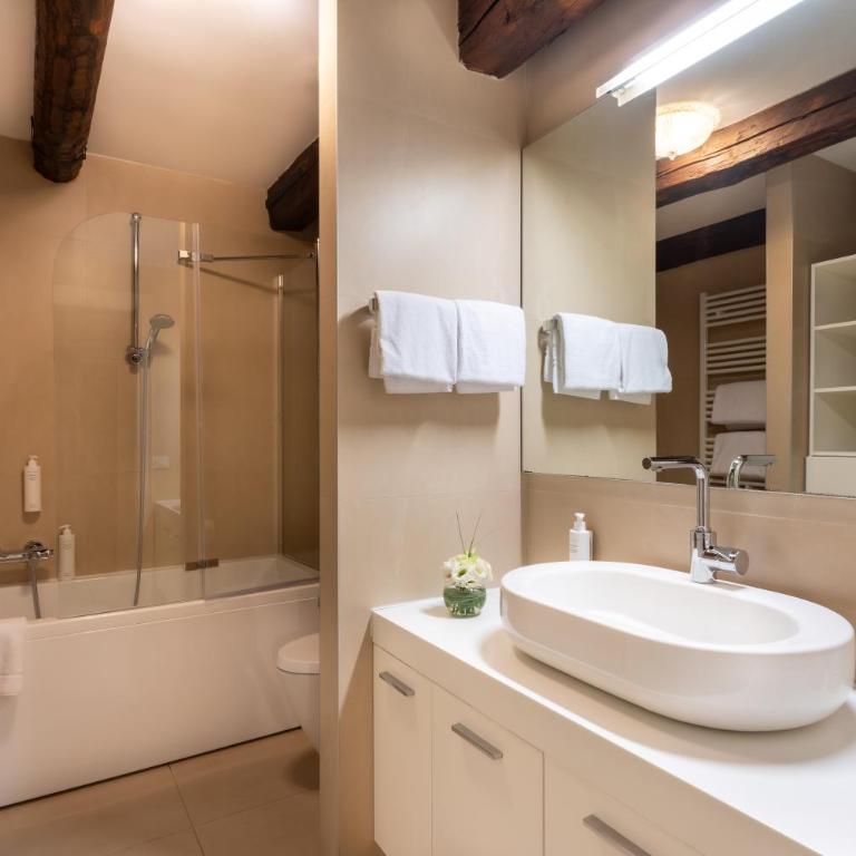 San Teodoro Palace - Luxury Apartments - Luxury Two-Bedroom Design Apartment - 2