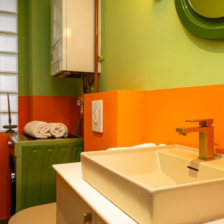 Colorful 3-Bedroom Apartment - Apartman sa 1 Spavaćom Sobom - 15