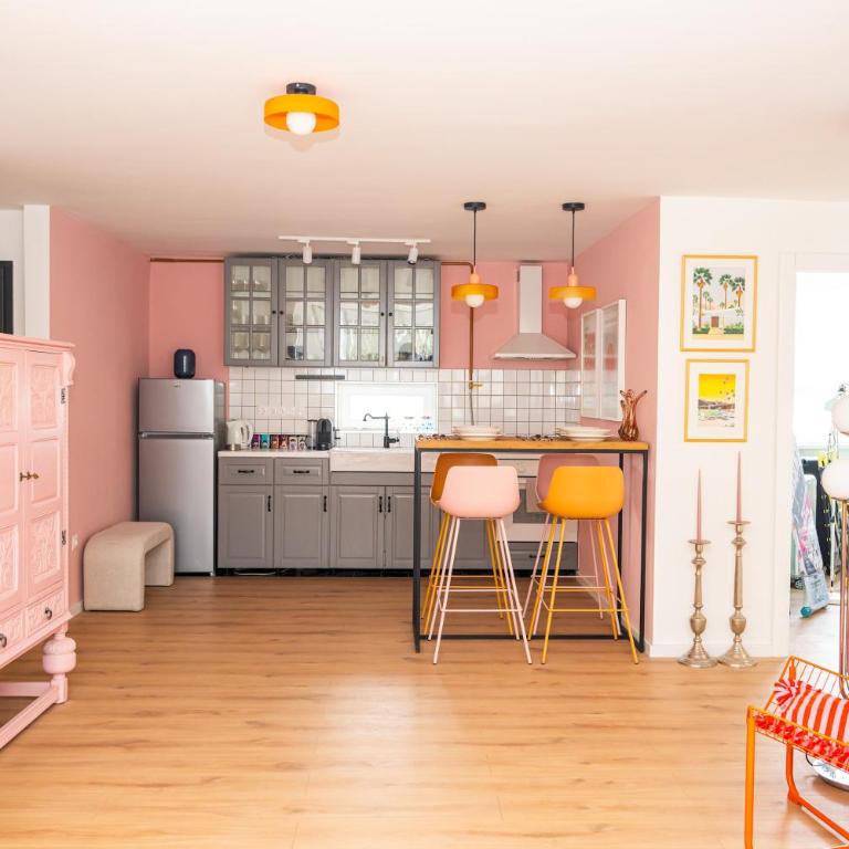 Colorful 3-Bedroom Apartment - Apartman sa 1 Spavaćom Sobom - 20