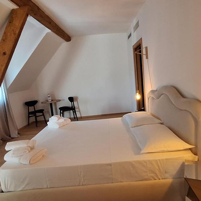 Santer Klause - Suite - 1