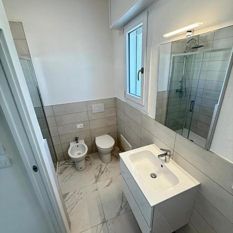 WHITE APARTMENTS - Solo per famiglie- WALTERIGATO APARTMENTS - Appartamento con 1 Camera da Letto - 45