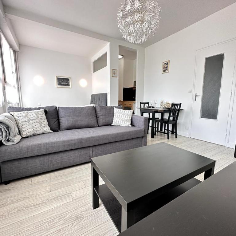 Un cocon paisible avec Balnéo proche centre ville - Apartment - 12