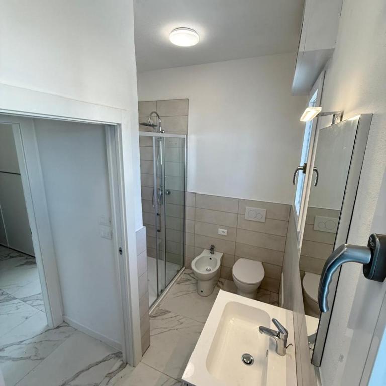 WHITE APARTMENTS - Solo per famiglie- WALTERIGATO APARTMENTS - Appartamento con 1 Camera da Letto - 50