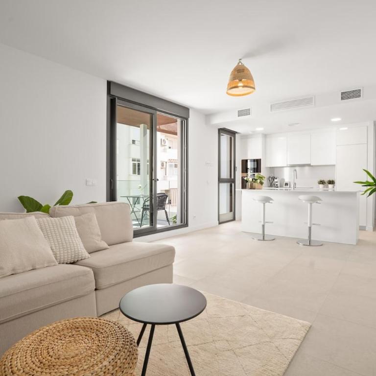 Lovely Modern Estepona Apt walk to beach - RDR464 - Apartamento de 1 dormitorio - 1