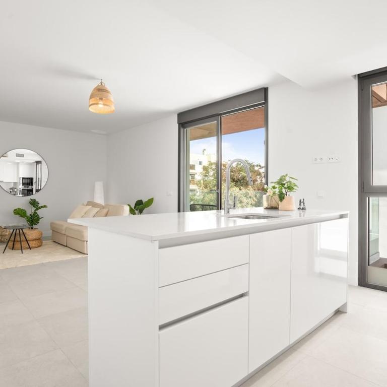 Lovely Modern Estepona Apt walk to beach - RDR464 - Apartamento de 1 dormitorio - 5