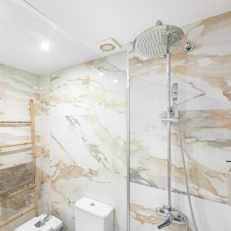 VB Carvajal Sea Views 2BR penthouse - Two-Bedroom Apartment with Terrace and Sea View - 9