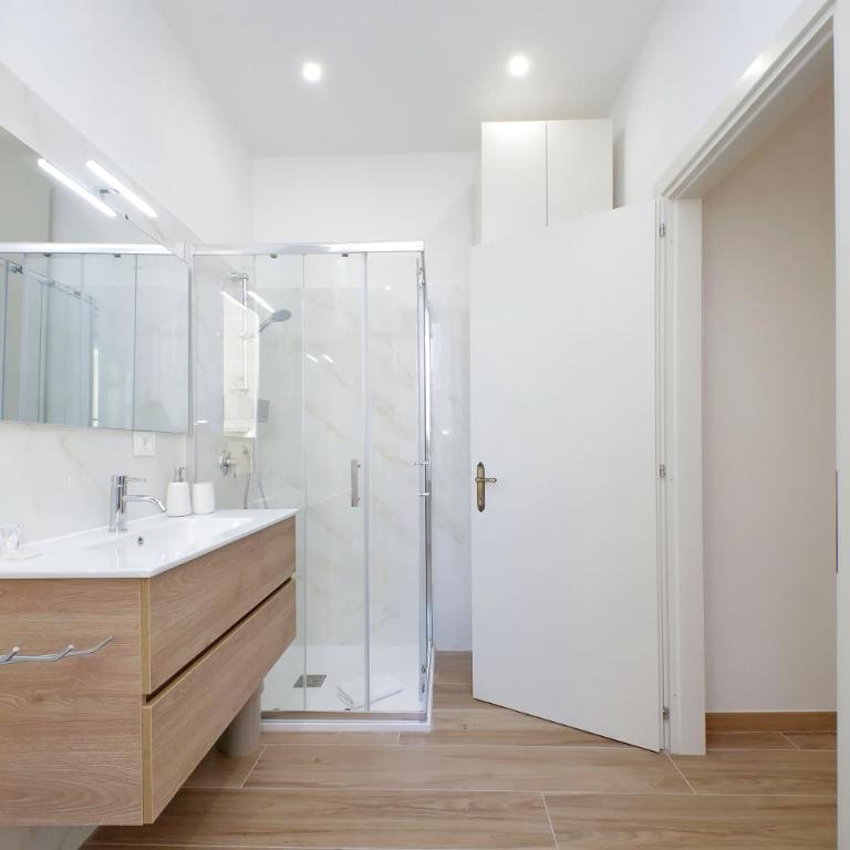 4BNB - Stylish Spacious Apartment near Vatican - Appartamento - 24