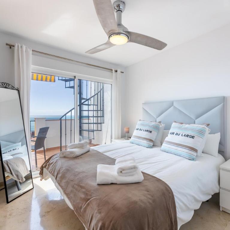 VB Carvajal Sea Views 2BR penthouse - Two-Bedroom Apartment with Terrace and Sea View - 2