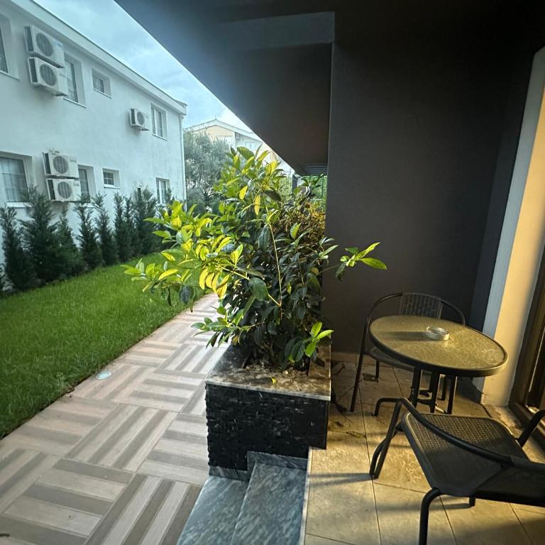 Viola Hotel Budva - Deluxe Double Room - 7