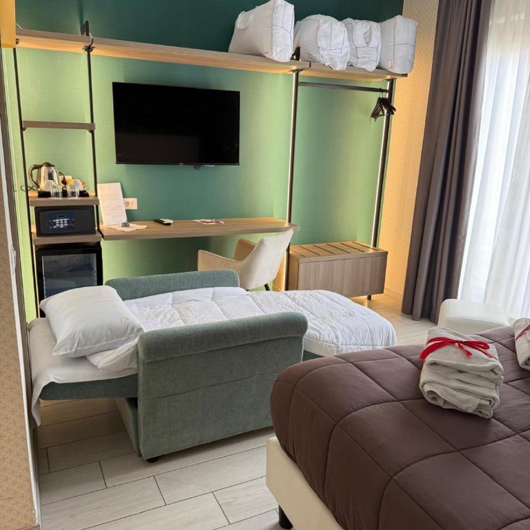 Castrichella Smart Boutique Hotel Rome Airport - Camera Matrimoniale/Doppia con Letti Singoli con Letto Supplementare - 14