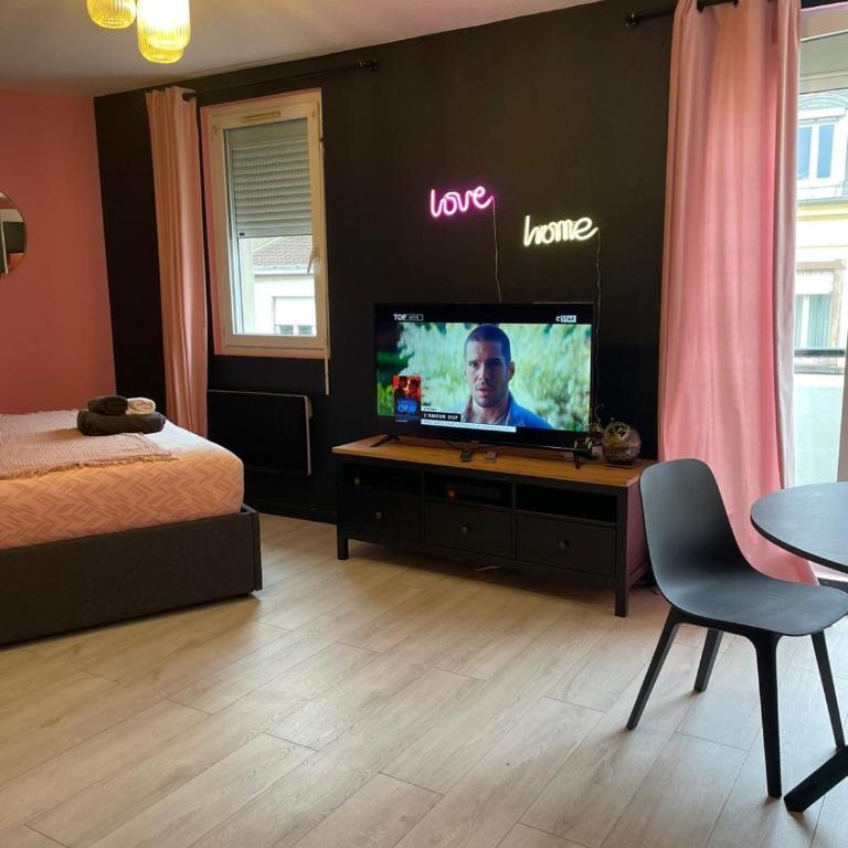 Superb apartment for 4 people, center - auto museum - Apartment mit 1 Schlafzimmer - 1