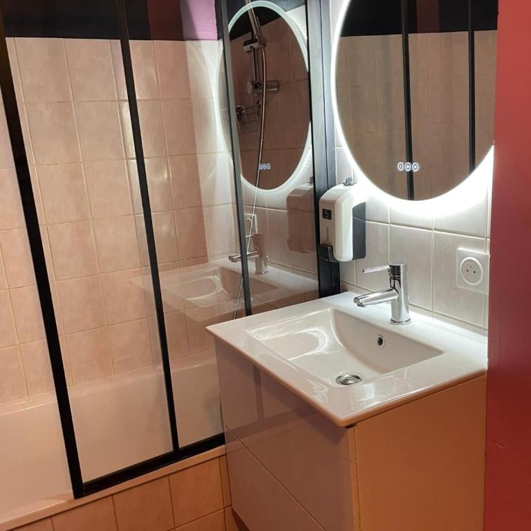 Superb apartment for 4 people, center - auto museum - Apartment mit 1 Schlafzimmer - 14