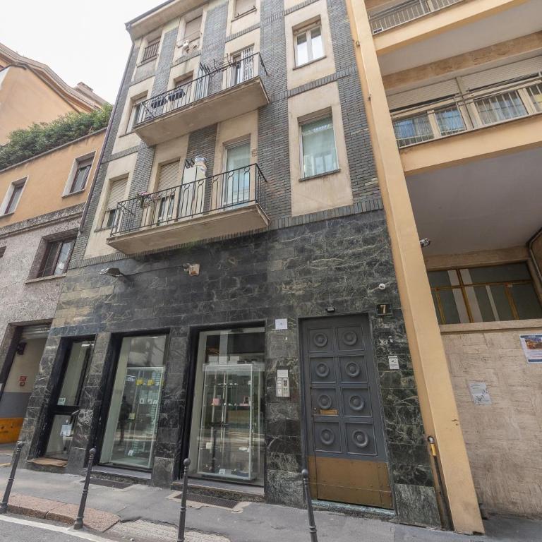 Via Cerva 7 - Appartamento con 1 Camera da Letto - 12