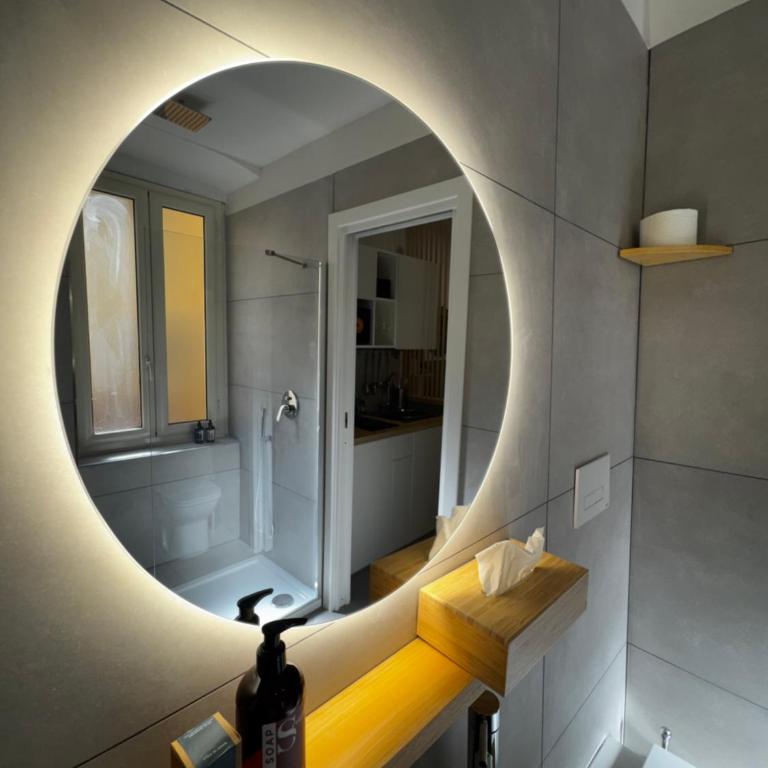 Scugnizzo Apartment - One-Bedroom Apartment with Spa Bath - 38