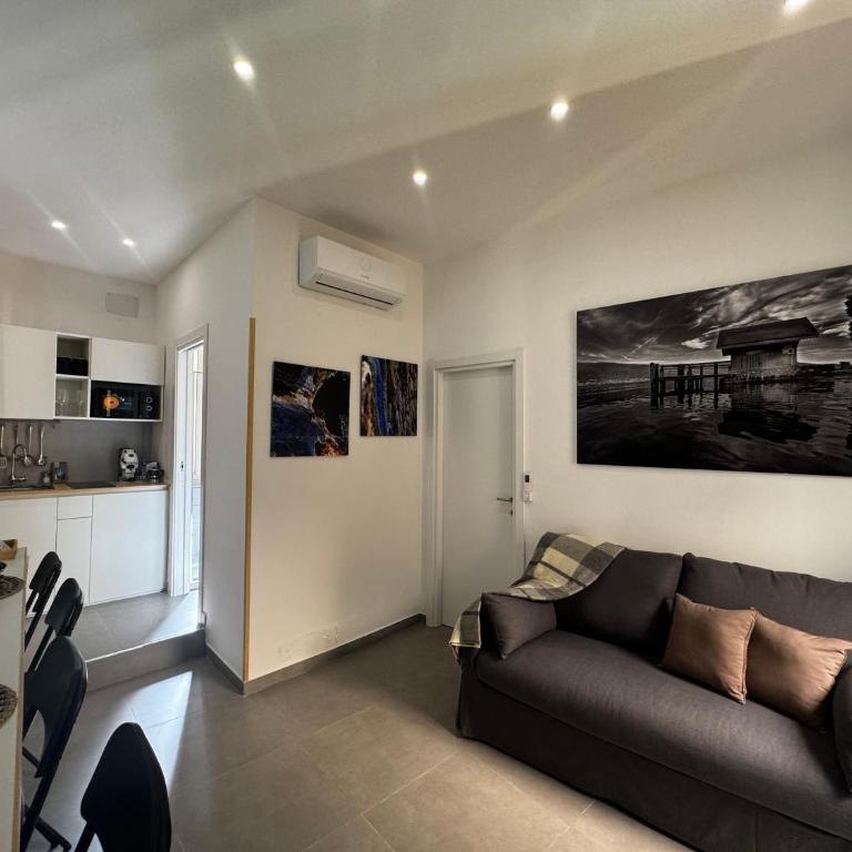 Scugnizzo Apartment - One-Bedroom Apartment with Spa Bath - 4