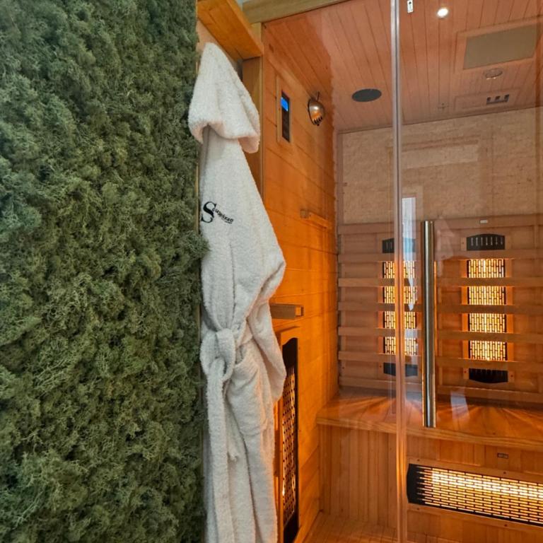 Scugnizzo Apartment - One-Bedroom Apartment with Spa Bath - 18
