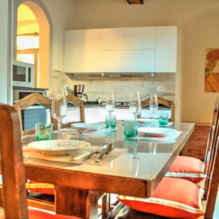 Casa nella Corte nel Centro di San Gimignano con balcone panoramico wifi e garage auto privato - Two-Bedroom Apartment with Balcony - 11