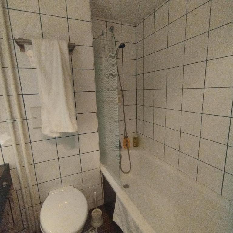 Studio Tignes Val Claret - Two-Bedroom Apartment - 8