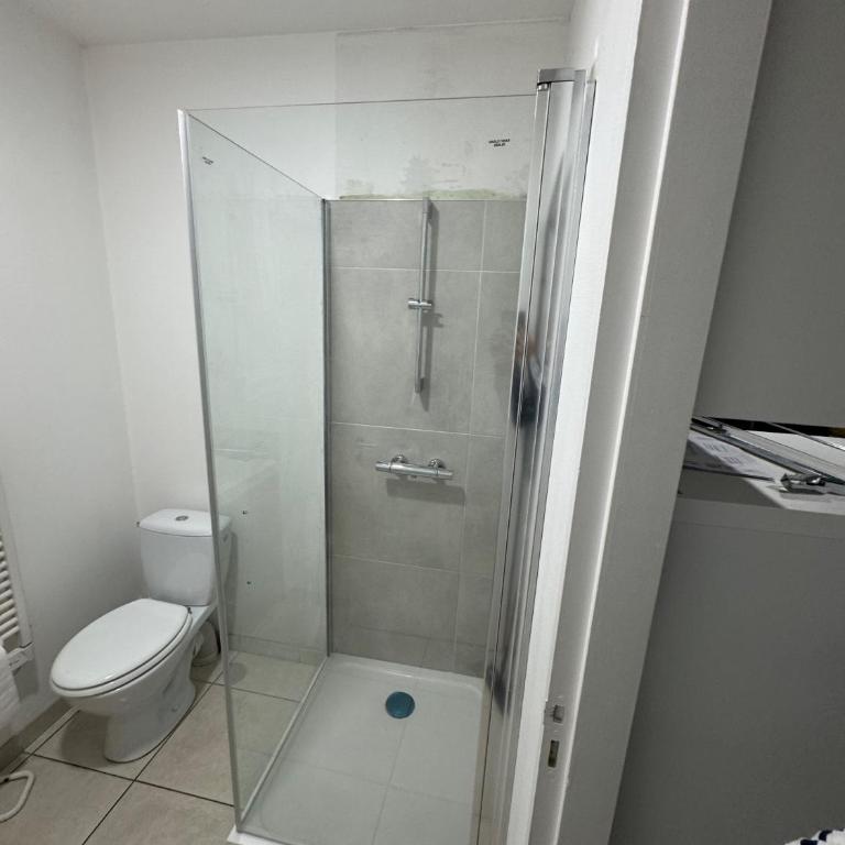 T2 dans villa plain-pied avec parking privé - Appartamento con 1 Camera da Letto - 38