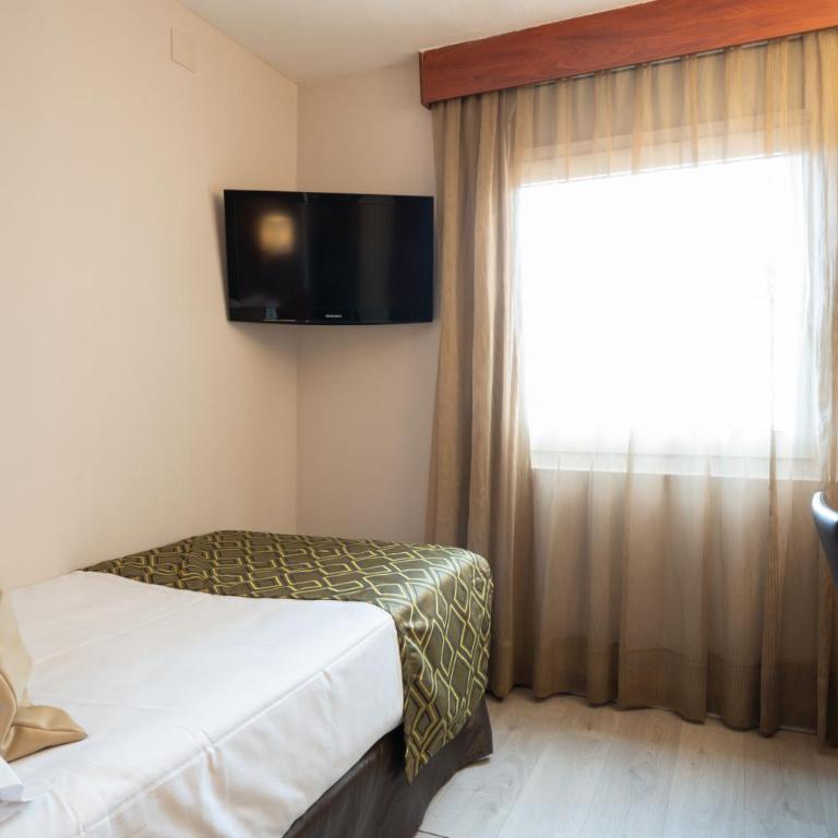 Catalonia Park Putxet - Single Room - 2