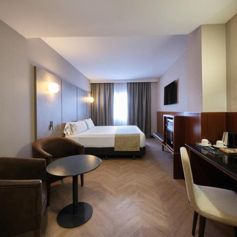 Catalonia Park Putxet - Premium Double or Twin Room - 3