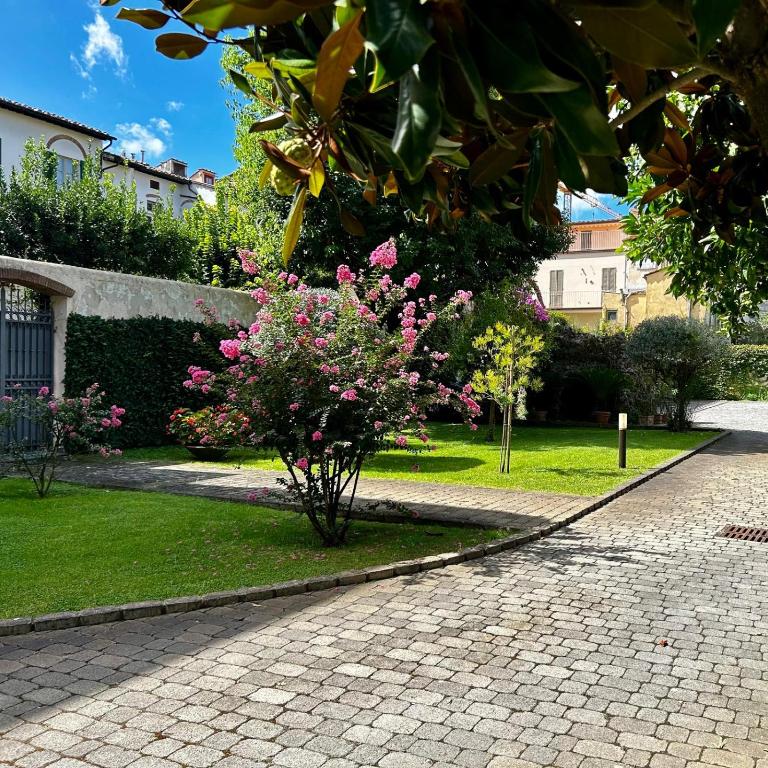 LA CASA DI MONIC - Three-Bedroom Apartment - 3