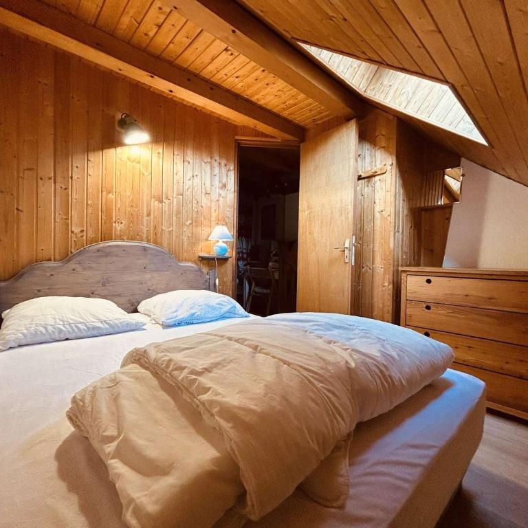Charmant T2 mezzanine 5 pers, balcon sud, proche centre et pistes, parking privé - Le Monêtier les Bains - Appartement 1 Chambre - 13