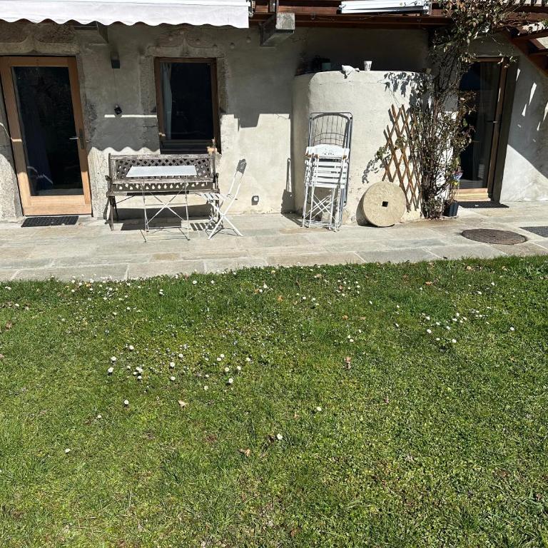 Dans hameau, près des pistes logement de plein pied au calme - Maison 1 Chambre - 3
